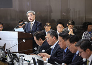 한은 국감, ‘연속 금리인상’ 적정성 지적…신현송 “추가 인상 시기·속도 결정” [국감]