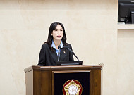 정류장에 홀로 남겨진 휠체어… 이주연 용인시의원 "버스 대수보다 실제 탑승"