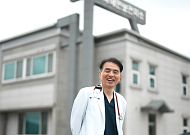 은퇴 의사, 지역 의료현장으로…공백 메우는 시니어 3인
