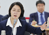 추미애 '소방재정 빨대' 역풍…”7만 소방관에 사과하라" 해명은 대변인 몫