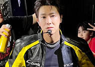 유노윤호, 유료 소통앱서 팬과 설전⋯"자극적으로 말할 거면 오지 마"