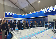 KF-21 다음은 무인전투기…KAI, 사천서 미래 공중전력 선보인다