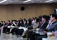 “AI가 이끄는 노년 아닌, 노인이 주도하는 삶 돼야”