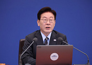 李대통령, 외국인 노동자 발언 논란에 “비교 발언…비난 지나쳐”