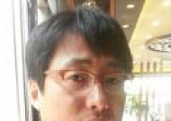 [객석] 강물에 어머니를 묻고 - 강규호 아리움 디자인 대표