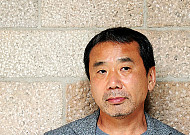 하루키, 일본 책임 회피 정면 비판…해외 반응은?