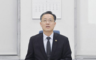 기재장관 대행 "美관세에 금융시장 변동성 확대 가능성…경각심 갖고 대응"