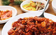 '2TV 생생정보' 오늘방송맛집- 장사의 신, 17년 전통의 맛! 매콤한 낙지 볶음 맛집 '정○○'