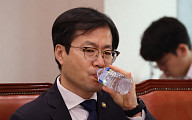 통상본부장 "한국은 최혜국 대우…미국 반도체 관세 100%건 200%건 상관없다"