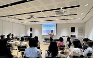 이마트, 아이케어·로블록스 교육으로 미래세대 성장 지원[상생 경영]