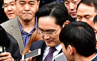 법원, 삼성 이재용 부회장 구속영장 기각…수사 차질 불가피