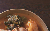 [2월의 맛] 조미료 無 김치찜, 김치 본연의 맛을 품다