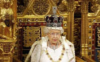 英 엘리자베스 2세 여왕, 재임 65주년 ‘사파이어 주빌리’...현존 재위 군주 중 세계 최장