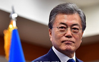 [포토]문재인 “퇴거 미루는 박 전 대통령, 야박하게 하지 않겠다”