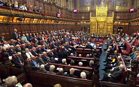 영국 의회, 브렉시트 통보법안 최종 승인...영국-EU, 협상 개시 임박