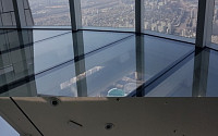 [르포] “쇼타임 전망대”…세계 3위 높이 롯데월드타워 ‘서울 스카이’
