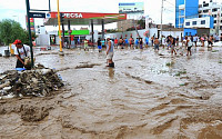페루, 20년만의 최악 홍수로 최소 72명 사망…  국토 절반 ‘비상사태’