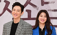[BZ포토] 권율-박세영, 미소가 닮은 선남선녀
