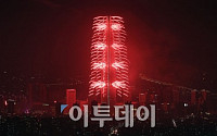 [포토]롯데월드타워 불꽃축제 '환상적인 불꽃의 향연'