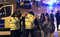 [종합] 영국, 12년 만에 최악의 테러로 19명 사망…메이 총리 “소름끼치는 테러 공격”