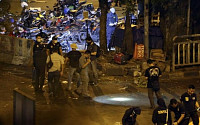 인니 자카르타서 자살폭탄 테러에 15명 사상