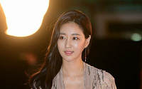 '나 혼자 산다' 김사랑, 18년만 첫 예능 출연...꾸민듯 안 꾸민듯 자연스러운 일상