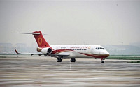 중국, ‘항공굴기’ 한걸음 더…국산 중소형 여객기 ARJ21 양산 허가