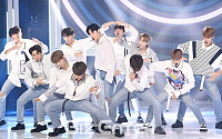 [BZ포토] 워너원, '압도하는 에너지 활활~'