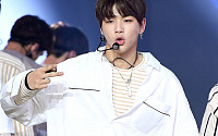 [BZ포토] 워너원 강다니엘, 여심 녹이는 카리스마