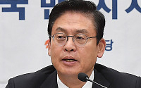 정우택 “9명 의원 한국당 복당 … 유승민 외톨이 신세”