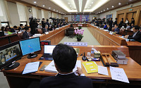 대법원에 쏠린 시선… '블랙리스트·해킹 의혹' 국감서 집중 추궁