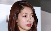 [BZ포토] 박신혜, 긴장감 가득 '상기된 표정'