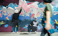 그라피티, 회색빛 거리에 활력을 불어넣다