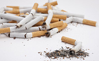 남성흡연율 다시 40%대 진입... 담뱃값 인상 약발 떨어졌나