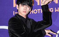 [BZ포토] 워너원 옹성우, '포지션 확실한 포즈'