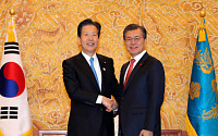 文 대통령 “일본과의 관계 대단히 중시하고 있다”