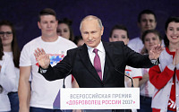 '도핑 조작 스캔들' 러시아 푸틴 대통령 &quot;평창 올림픽 보이콧 안 한다…개인자격 출전 허용&quot;