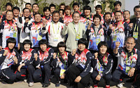 이건희 IOC위원, 광저우 방문해 한국선수단 격려