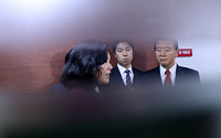 한국당 부대변인단 “류여해씨, 먹던 우물에 침뱉어…정신분열적 행위 멈춰라”