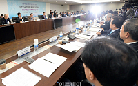 [포토] 홍종학 장관-중소기업인 간담회