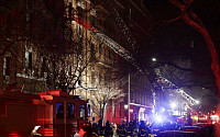 뉴욕 브롱크스 아파트 화재 발생…최소 12명 사망