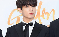 [BZ포토] 방탄소년단 정국, 형들 위협하는 비주얼