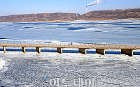 [일기예보] 오늘 날씨, 전국 주말에도 한파 계속·제주도엔 눈…'서울 낮 -3도' &quot;미세먼지 보통&quot;