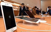 [포토] 애플 제품을 한 자리에 '국내 첫 애플스토어 개장'