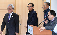 [포토] 노사정대표자 회의 참석하는 김명환-김주영 양대 노조 위원장