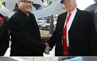 [평창 동계올림픽] 개회식 앞두고 트럼프와 김정은의 만남?