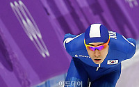[포토] 5000m는 몸풀기 '이승훈 세 번째 도전 시작'