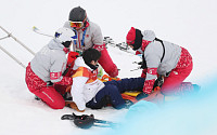 [평창 동계올림픽] 일본 스노보드 하프파이프 도츠카 유토, 경기 도중 추락…부상으로 병원 후송