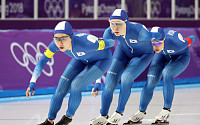 [평창 동계올림픽] 빙속 여자 팀추월 논란에 백철기 감독 &quot;모든 선수가 힘들어해…남은 경기가 걱정&quot;