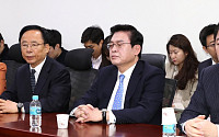 한국당 ‘內訌’에도 洪반장은 ‘마이 웨이’